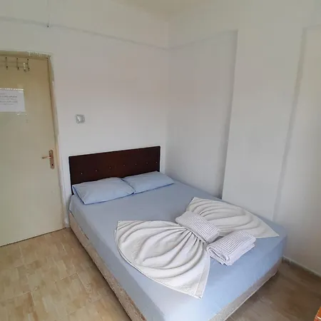 Uenal Pansiyon Privat bolig