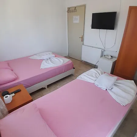 Uenal Pansiyon Homestay